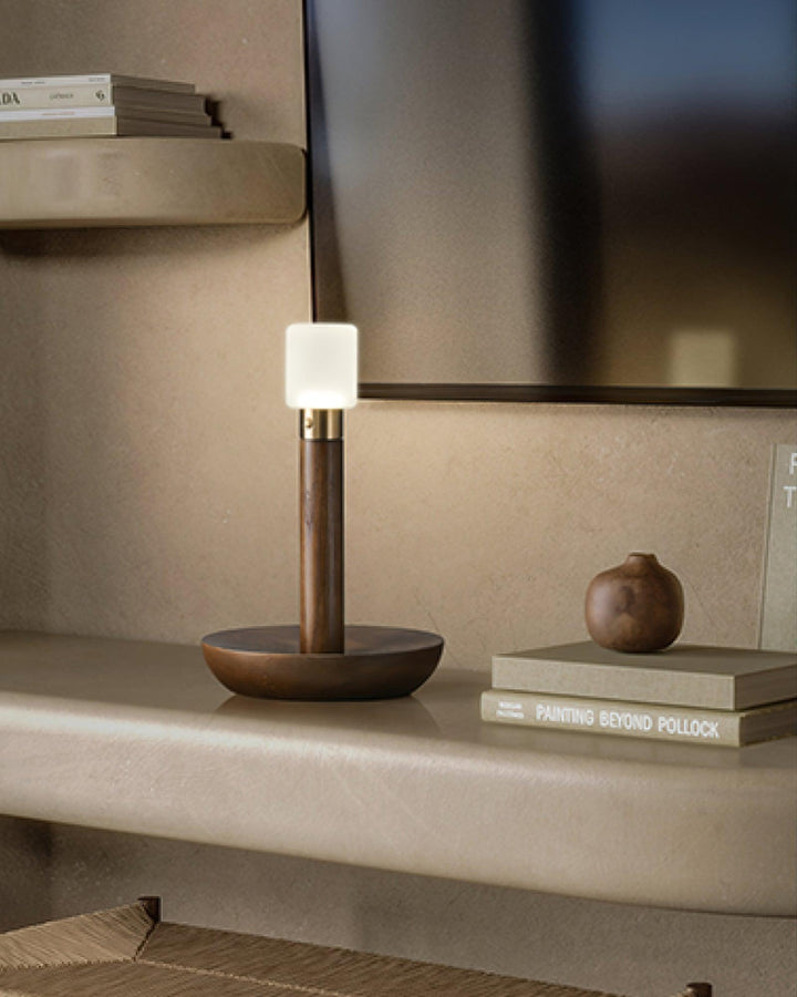 Fire Stick Built - in Battery Table Lamp - Vakkerlight