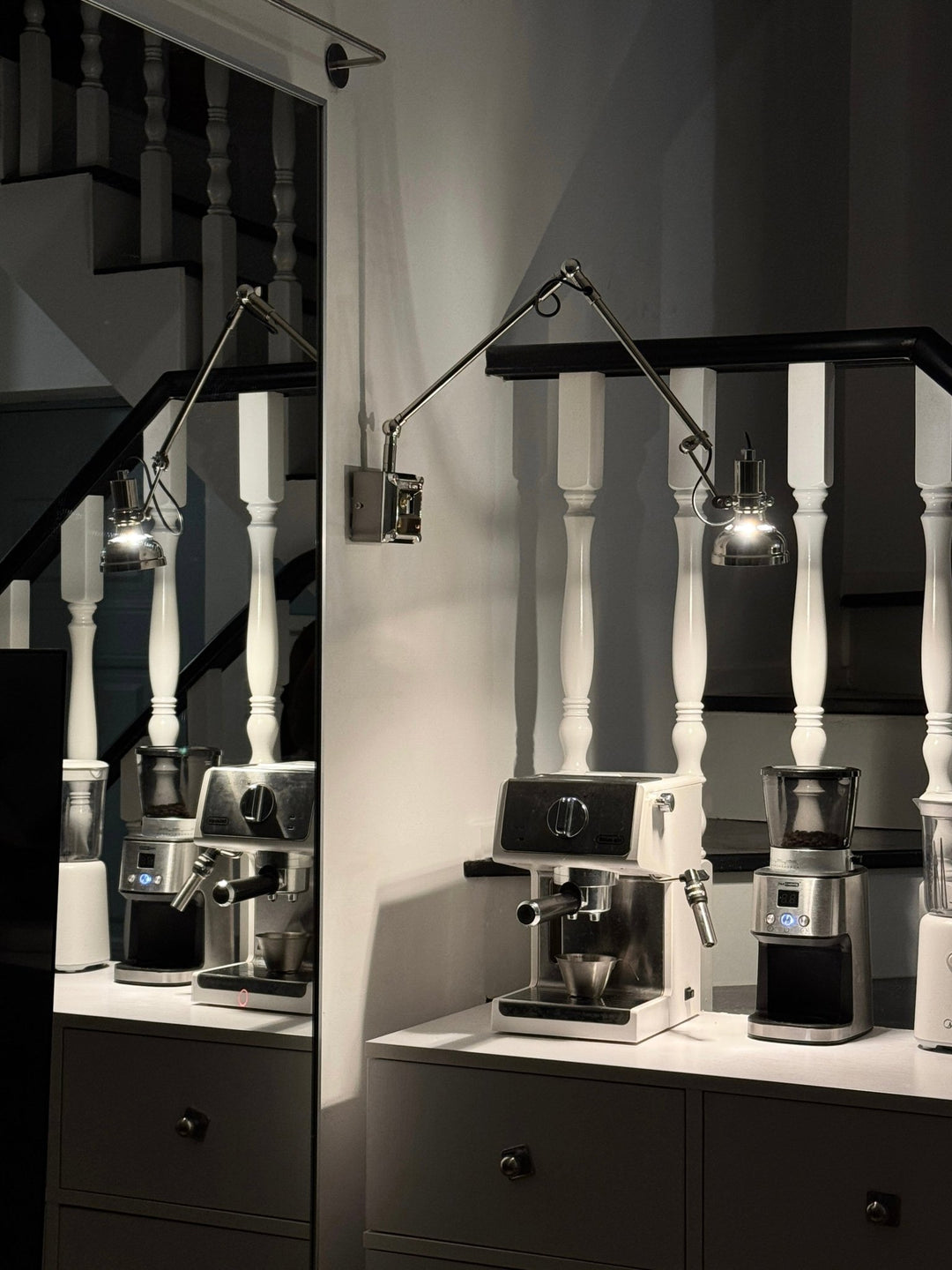 Flex Arm Wall Lamp - Vakkerlight