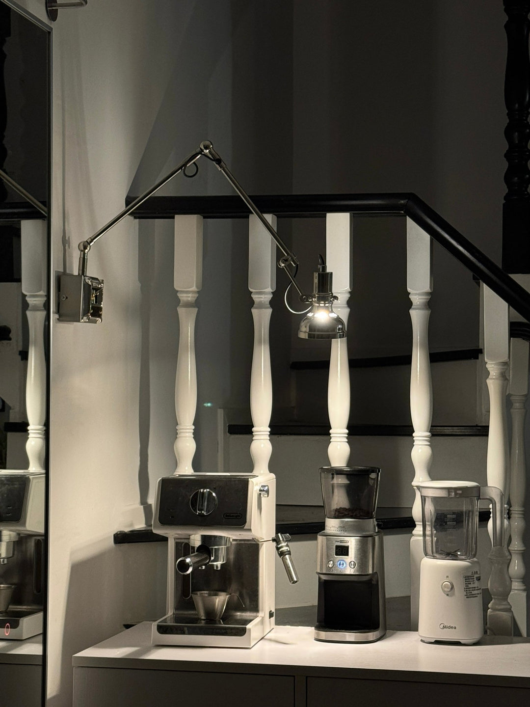 Flex Arm Wall Lamp - Vakkerlight