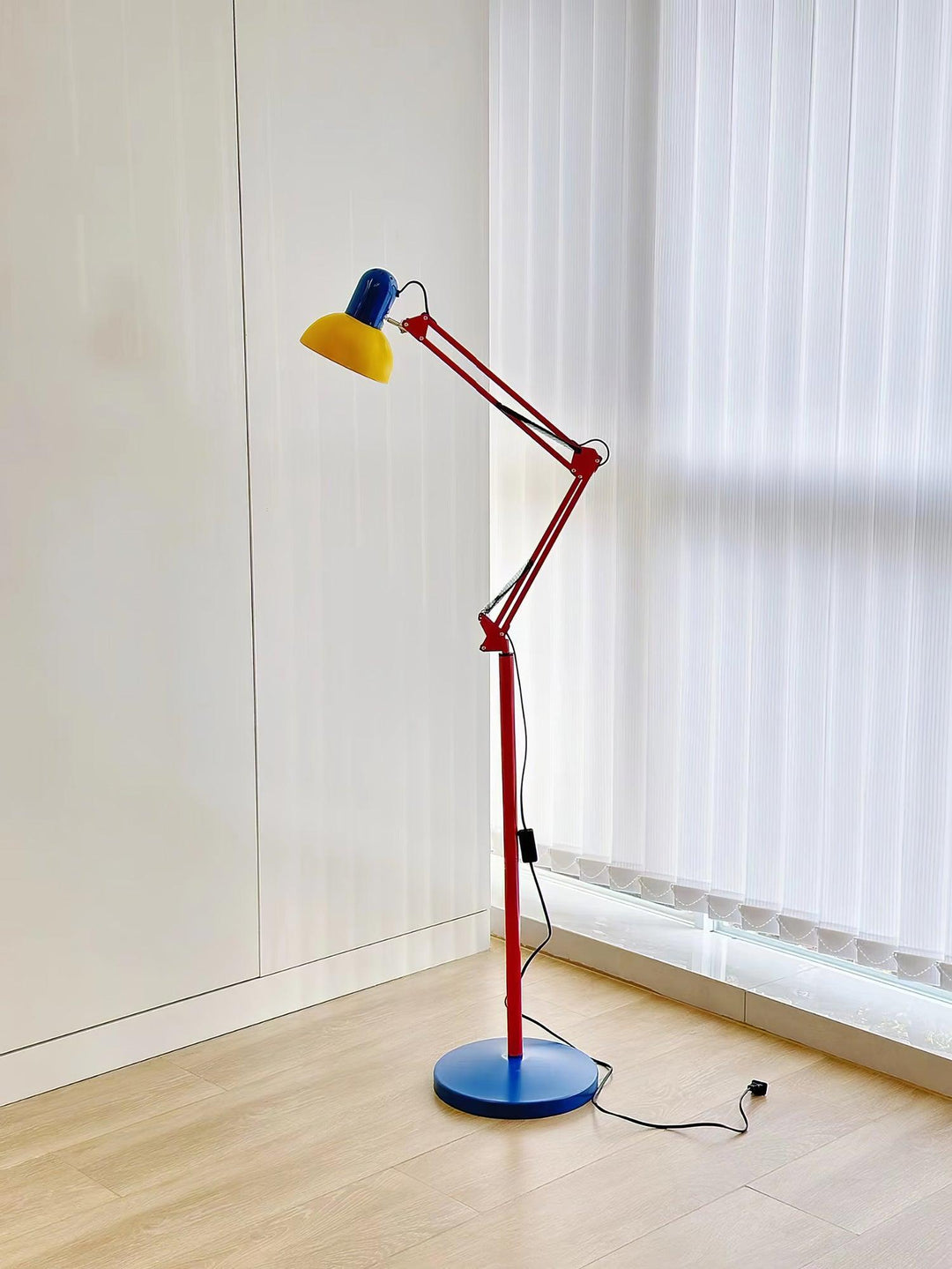 Flexi Bright Floor Lamp - Vakkerlight