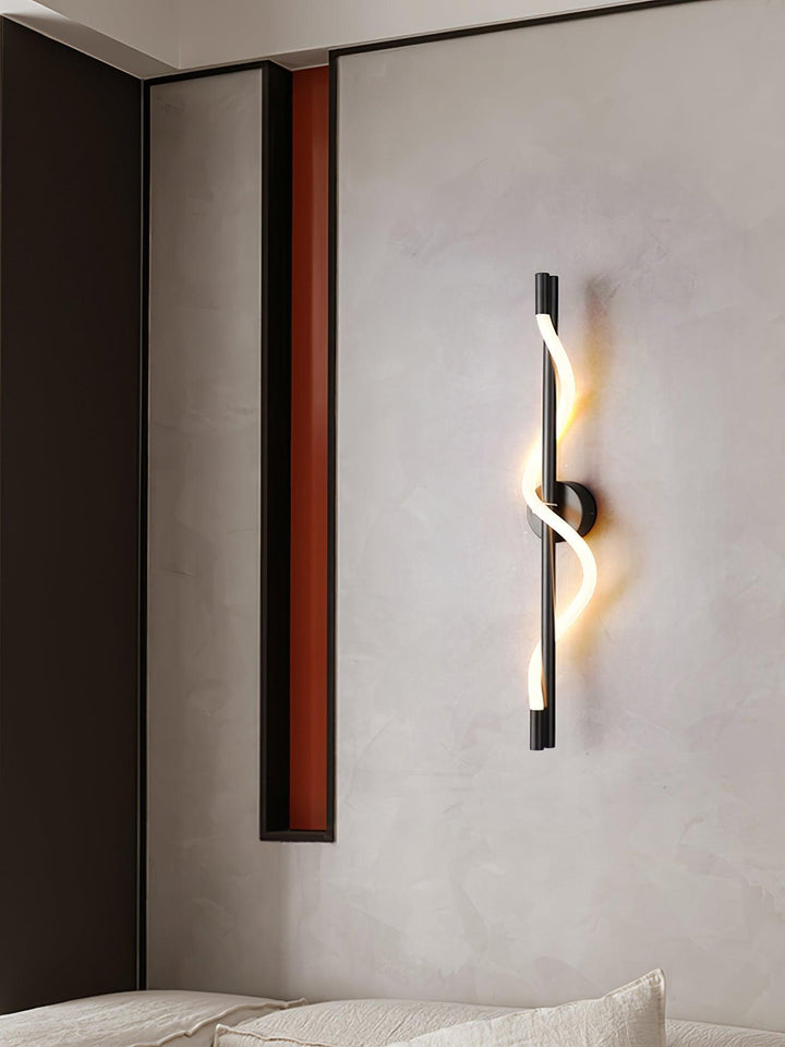 Flexible Linear Curve Wall Lamp - Vakkerlight