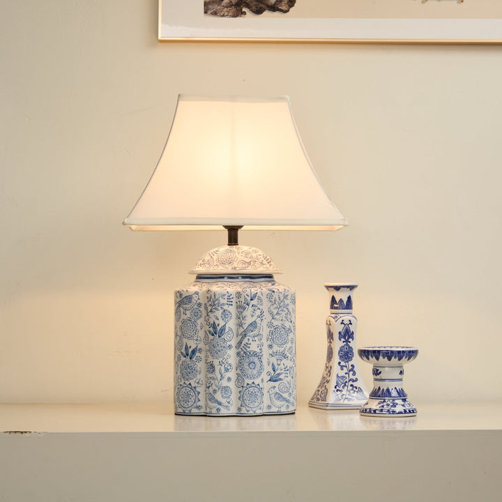 Floral Bird Jar Table Lamp - Vakkerlight