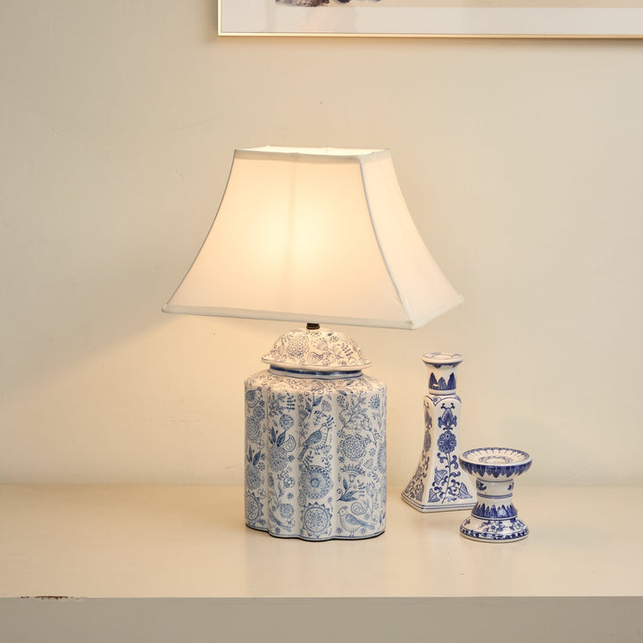 Floral Bird Jar Table Lamp - Vakkerlight