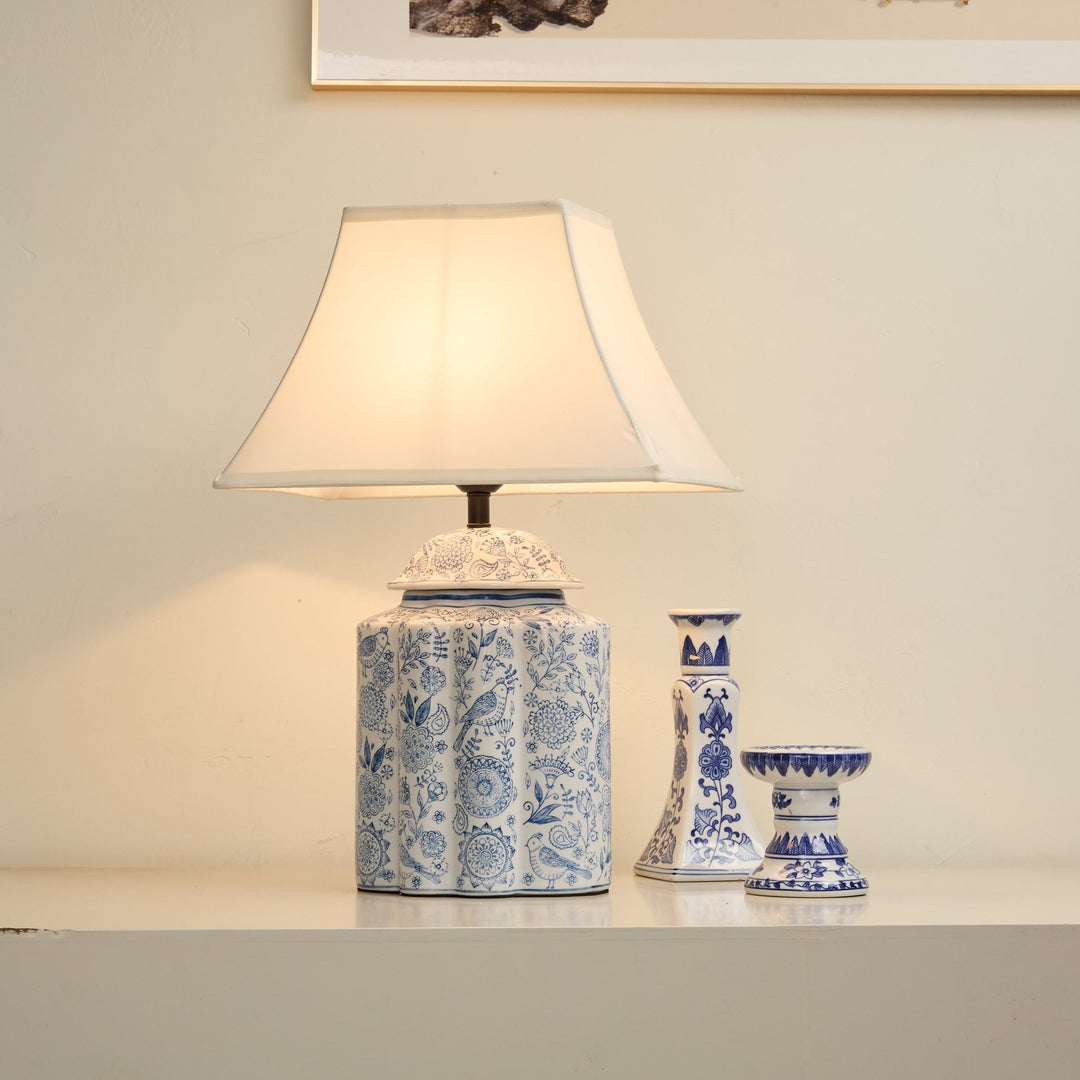 Floral Bird Jar Table Lamp - Vakkerlight