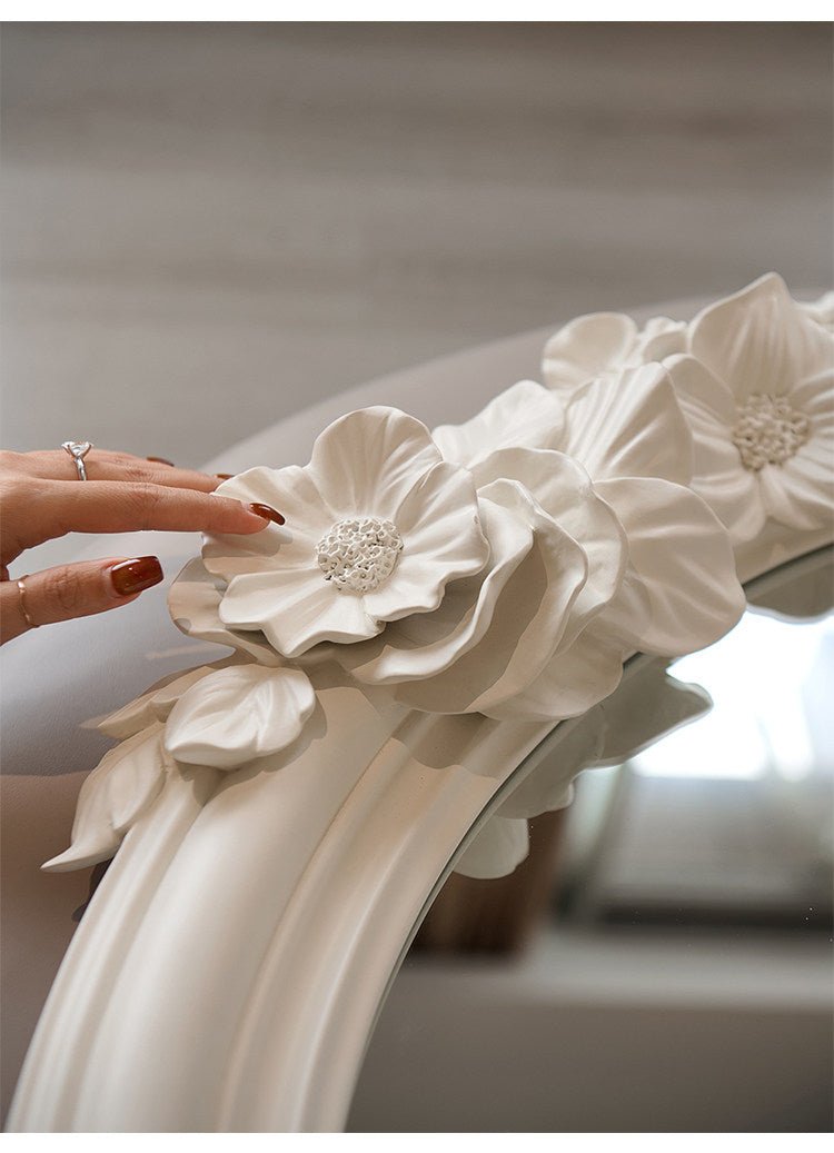 Floral Carve Vanity Mirror - Vakkerlight