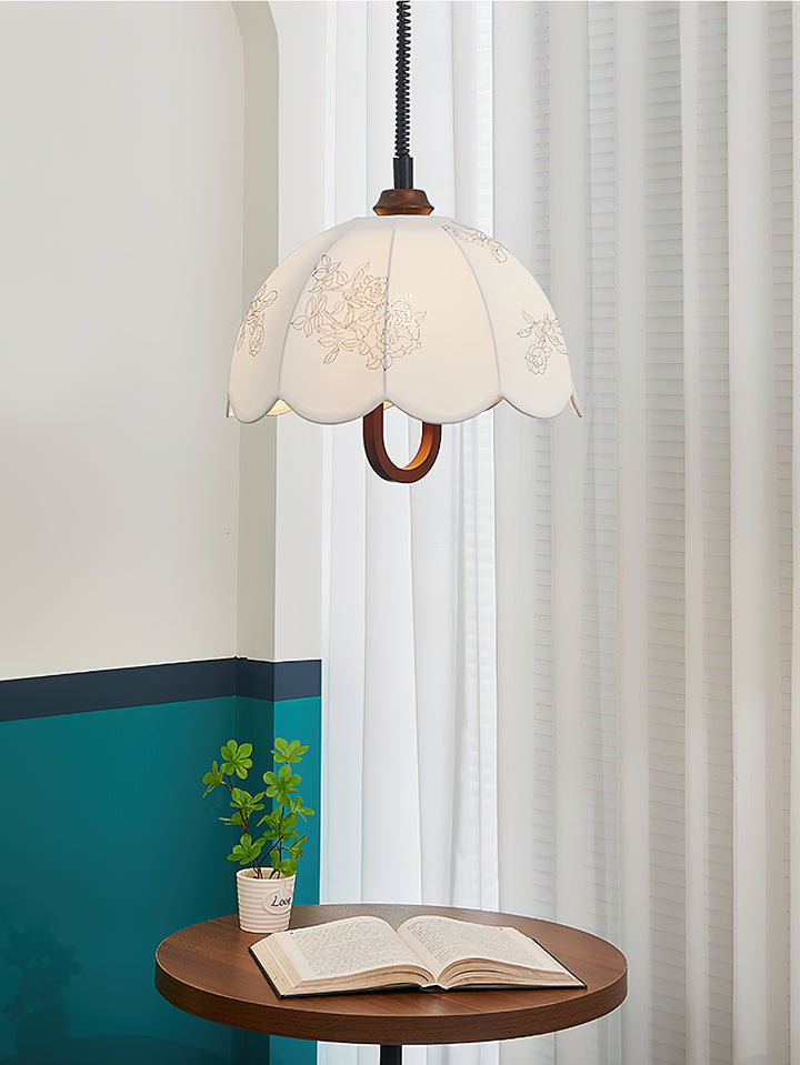 Floral Grace Pendant Lamp - Vakkerlight