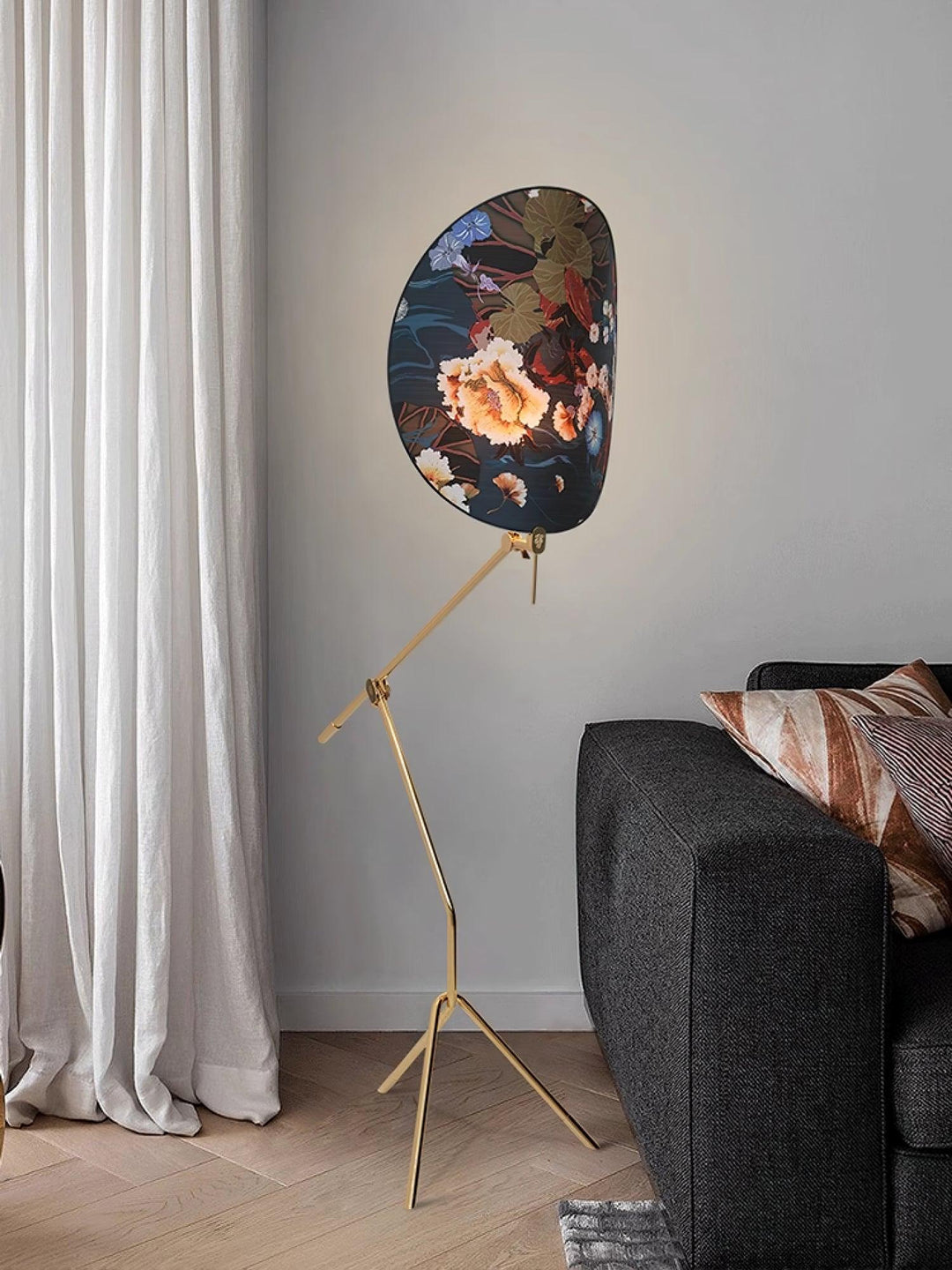 Floral Nocturne Floor Lamp - Vakkerlight