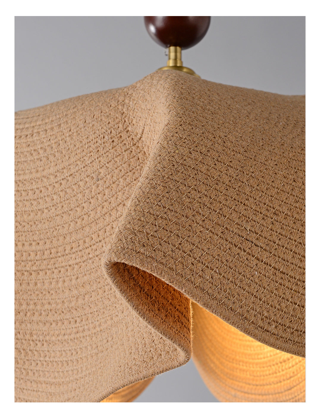Floral Weave Pendant Lamp - Vakkerlight