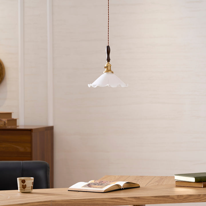 Flower Petals Pendant Lamp - Vakkerlight
