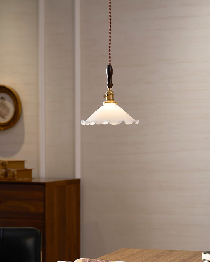 Flower Petals Pendant Lamp - Vakkerlight