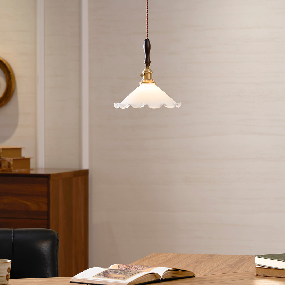 Flower Petals Pendant Lamp - Vakkerlight