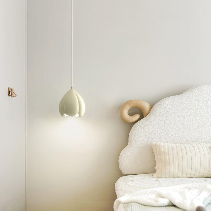 Flower Bud Pendant Lamp - Vakkerlight