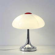 Flower Petal Table Lamp - Vakkerlight