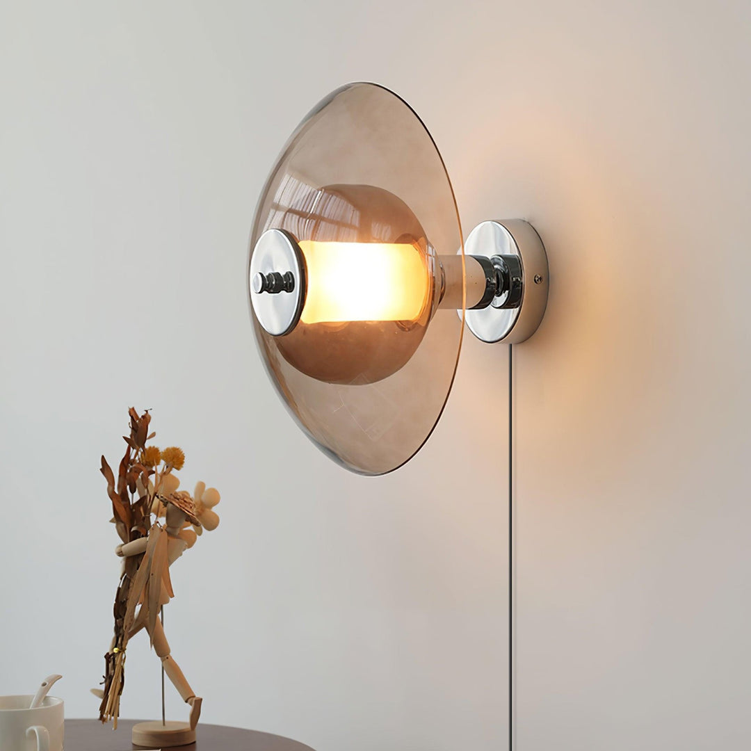 Flying Saucer Plug - in Wall Light - Vakkerlight