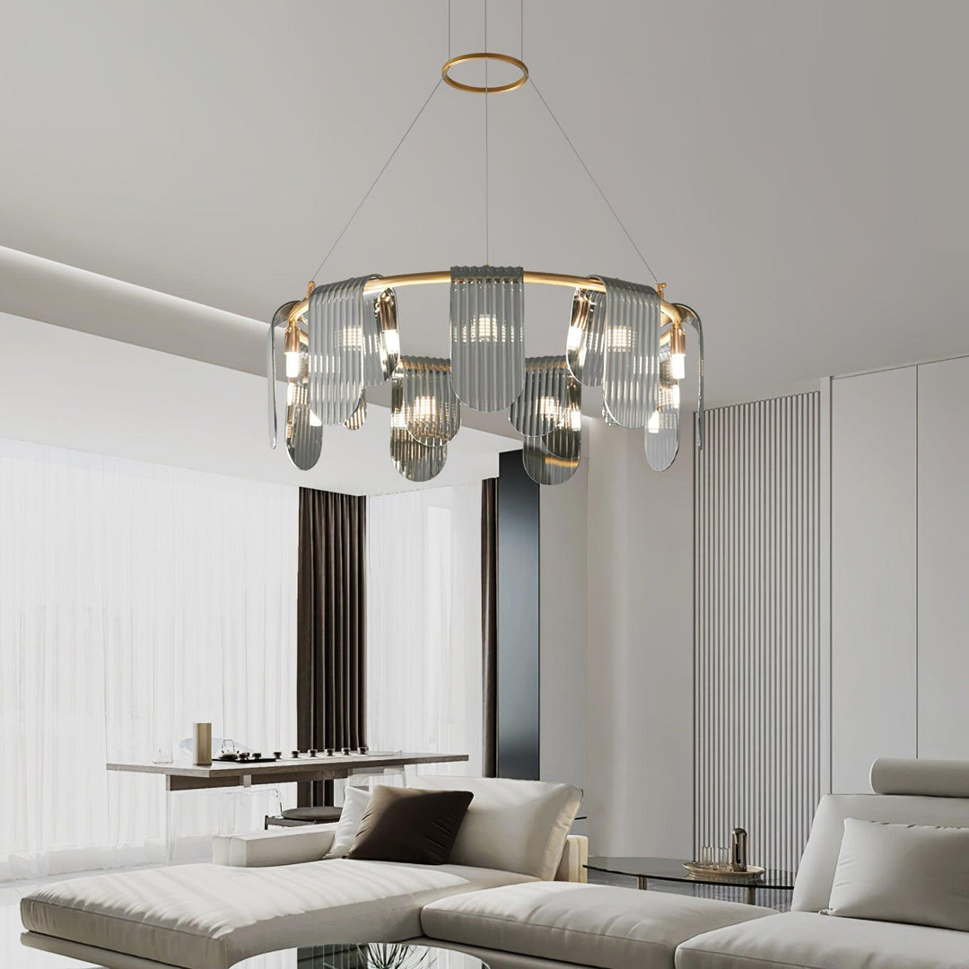 Folioles Brass Chandelier - Vakkerlight