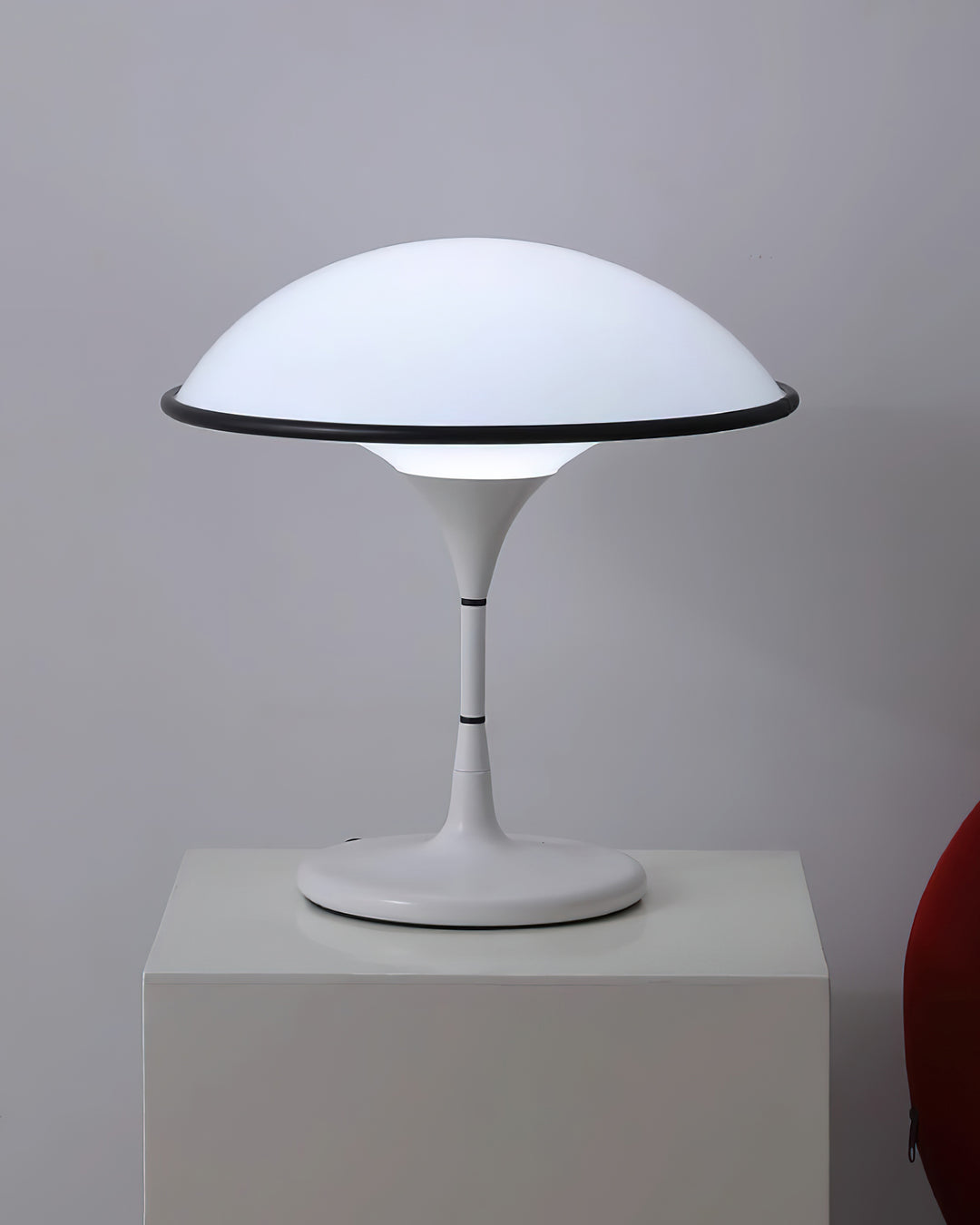 Fontana Table Lamp - Vakkerlight