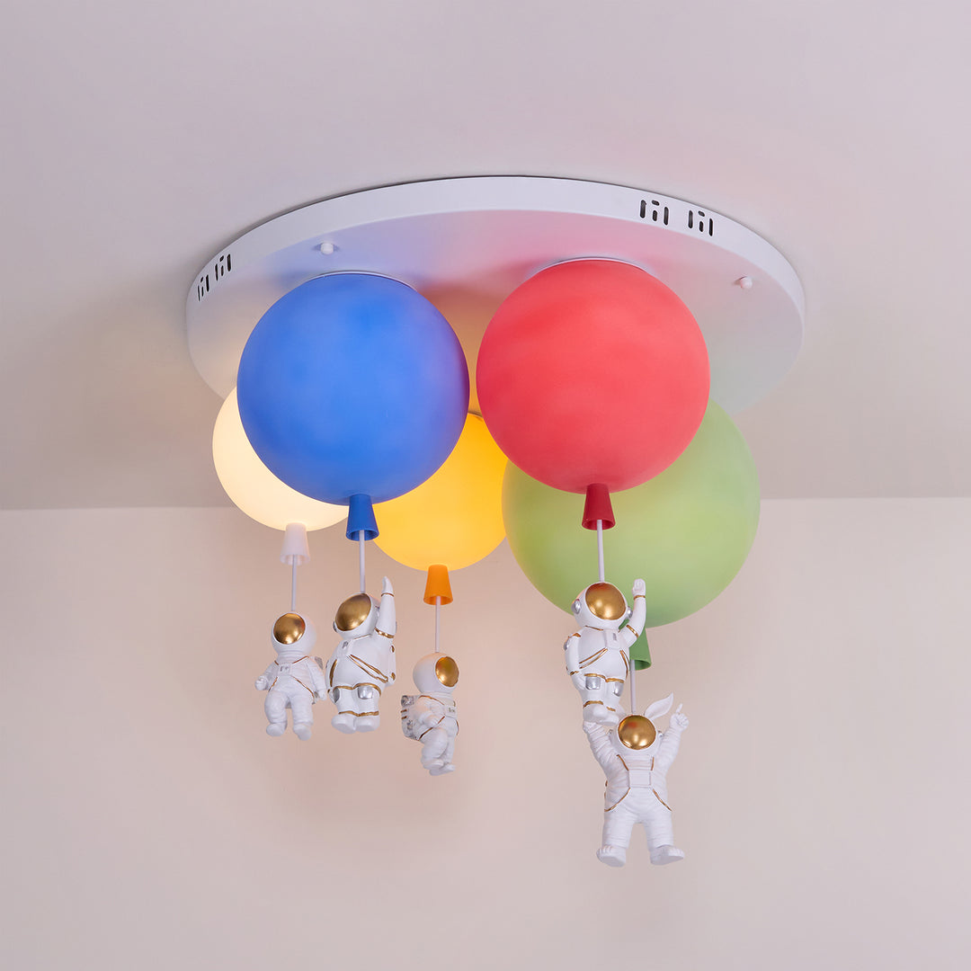 Lampada da soffitto con combinazione di palloncini smerigliati