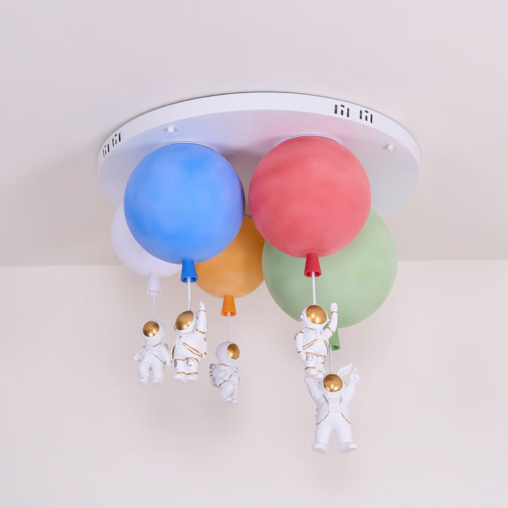 Lampada da soffitto con combinazione di palloncini smerigliati