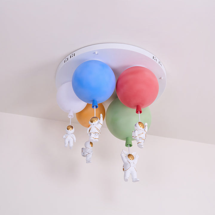 Lampada da soffitto con combinazione di palloncini smerigliati