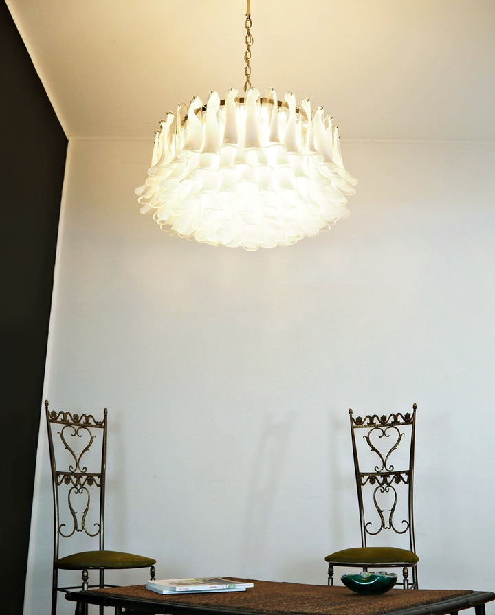 Petals White Murano Chandelier - Vakkerlight
