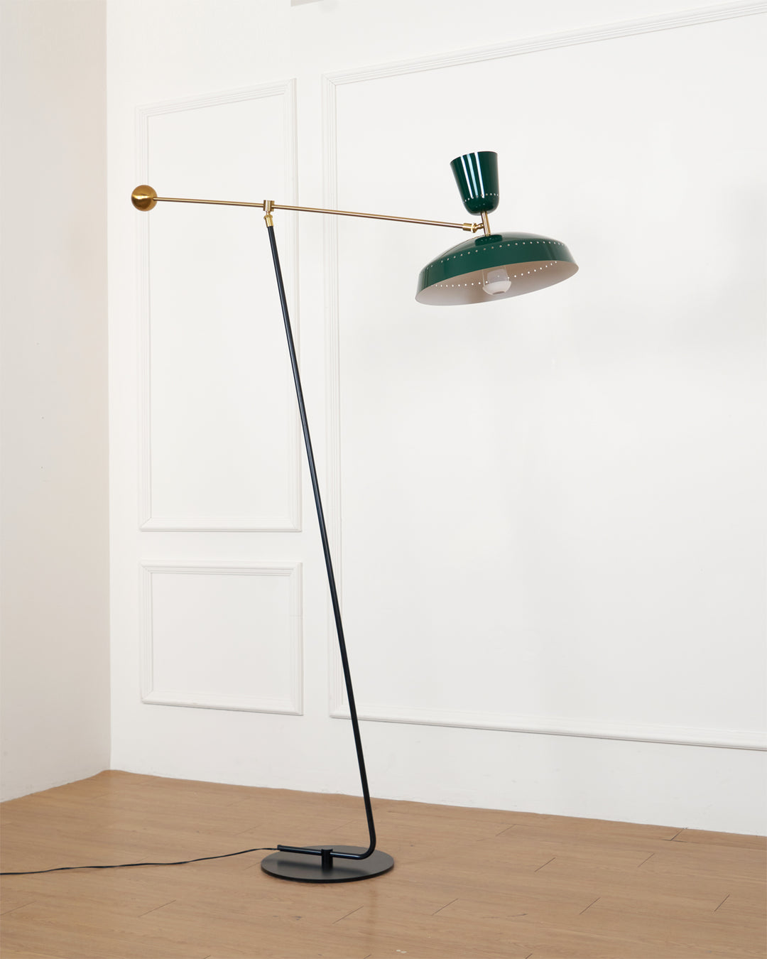 G1 Floor Lamp