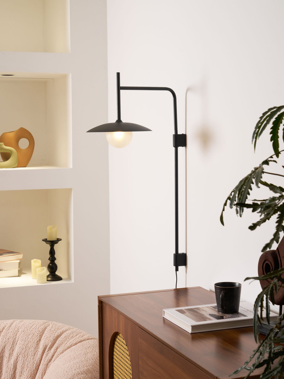 Plug-in Wall Lamp