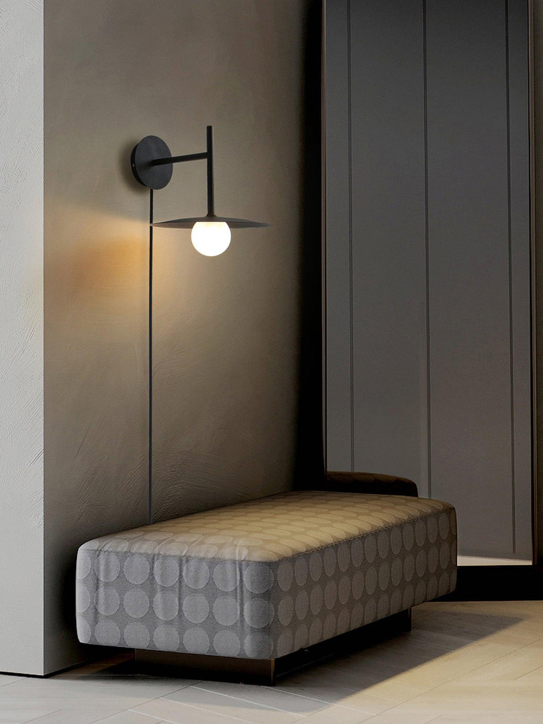 Gea Iron Plug-In Wall Lamp - Vakkerlight