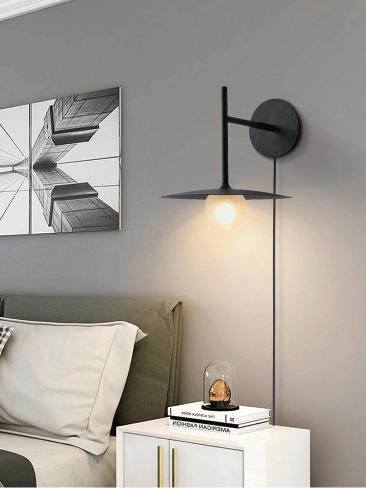 Gea Iron Plug-In Wall Lamp - Vakkerlight