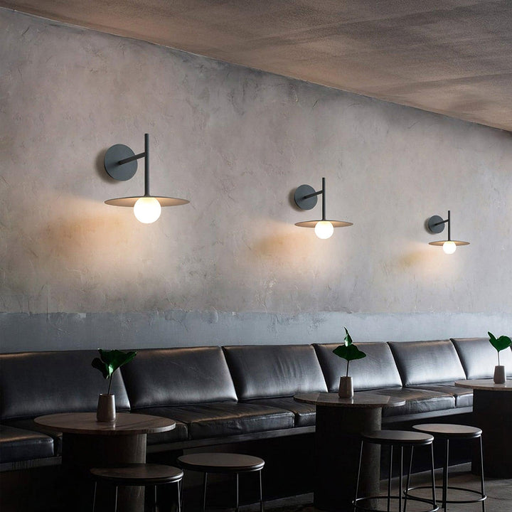 Gea Iron Wall Lamp - Vakkerlight