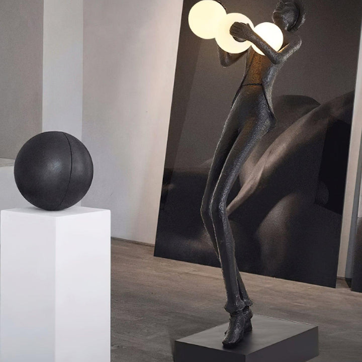 Gentleman Sculpture Floor Lamp - Vakkerlight