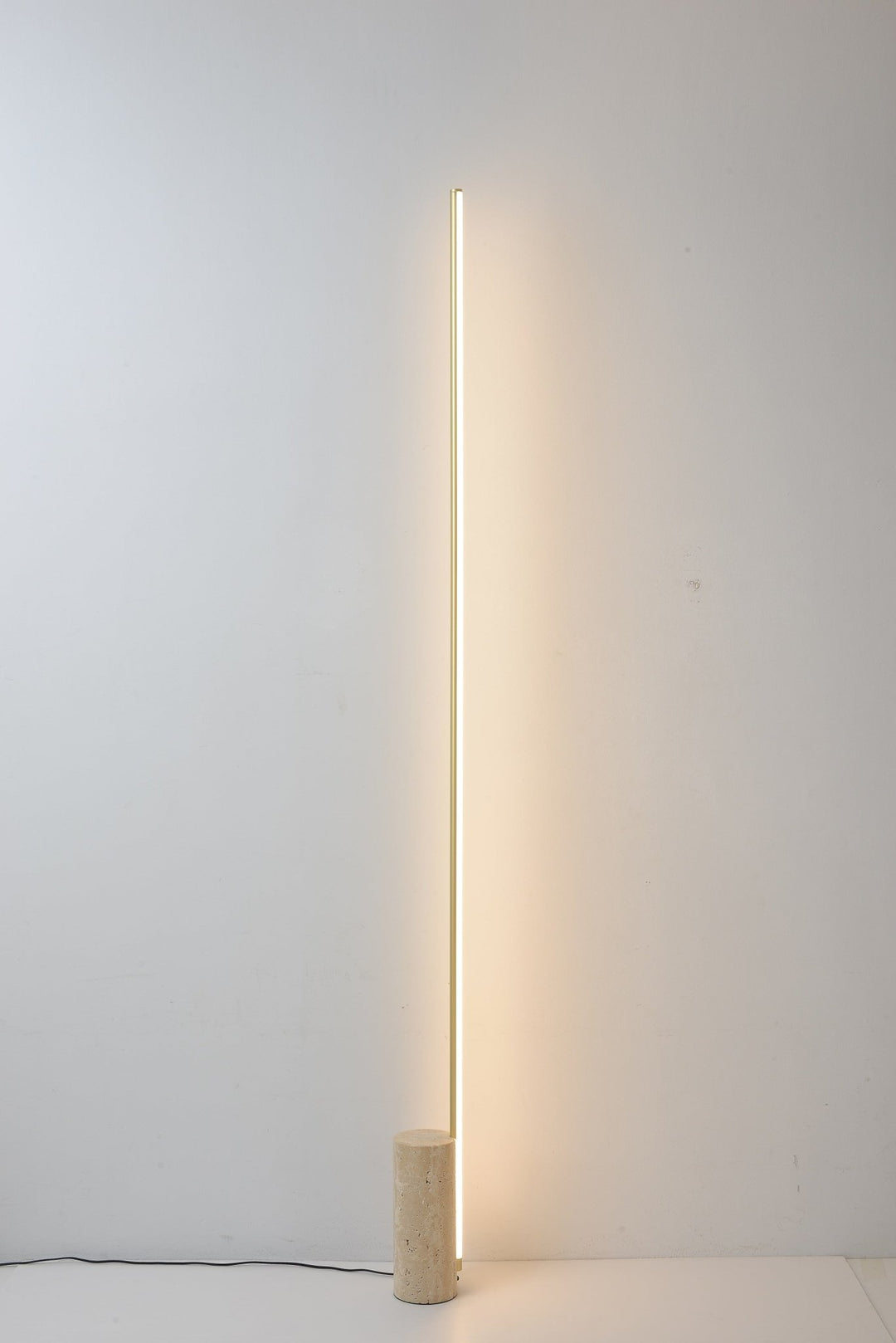 Geometric Linear Floor Lamp - Vakkerlight