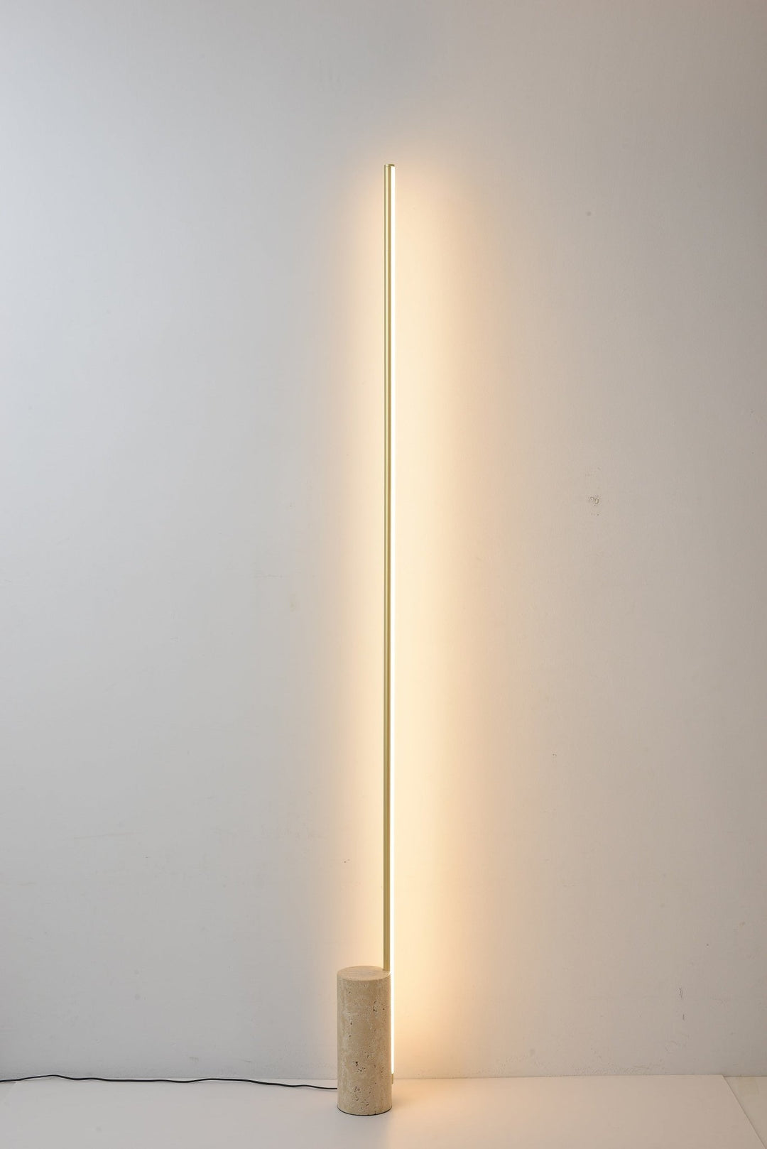 Geometric Linear Floor Lamp - Vakkerlight