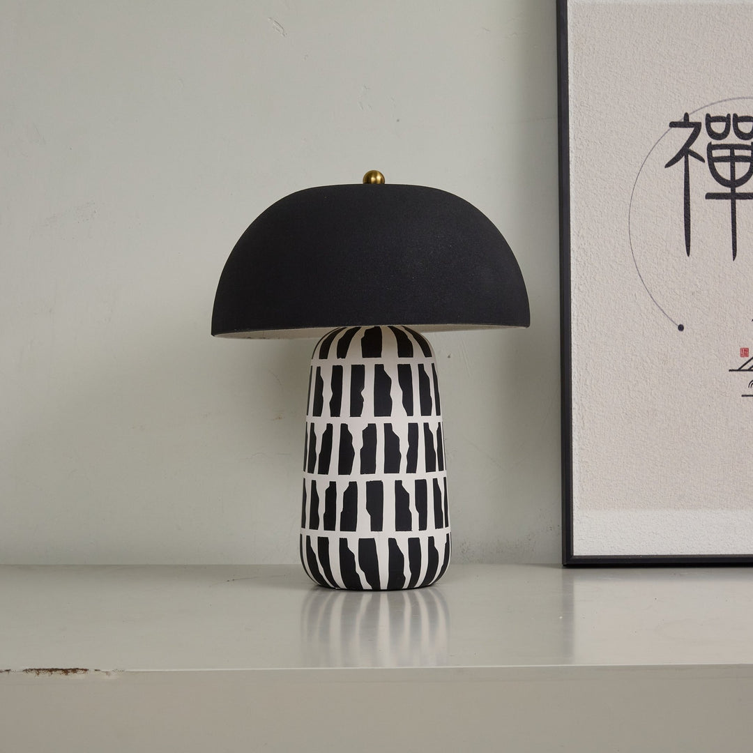 Geometric Pattern Ceramic Table Lamp - Vakkerlight