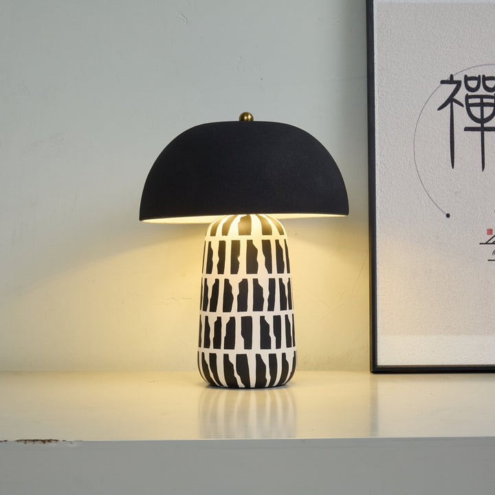 Geometric Pattern Ceramic Table Lamp - Vakkerlight