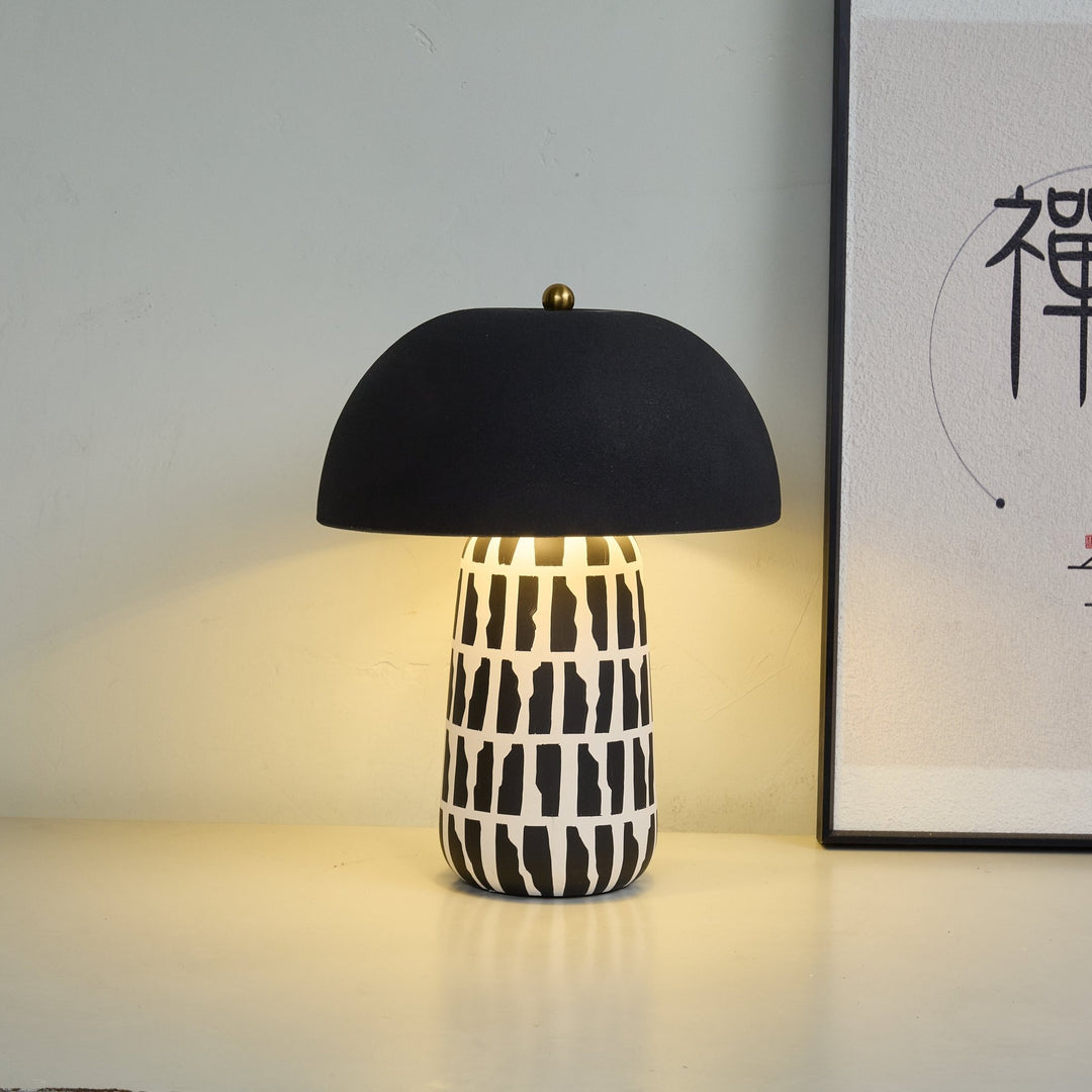 Geometric Pattern Ceramic Table Lamp - Vakkerlight