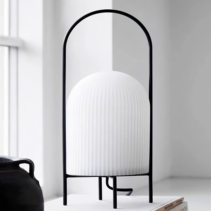 Ghost Table Lamp - Vakkerlight