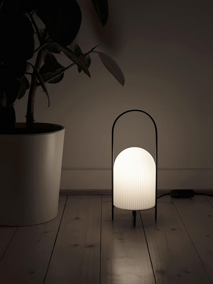 Ghost Table Lamp - Vakkerlight