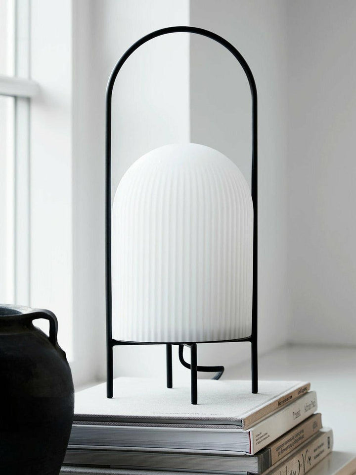 Ghost Table Lamp - Vakkerlight