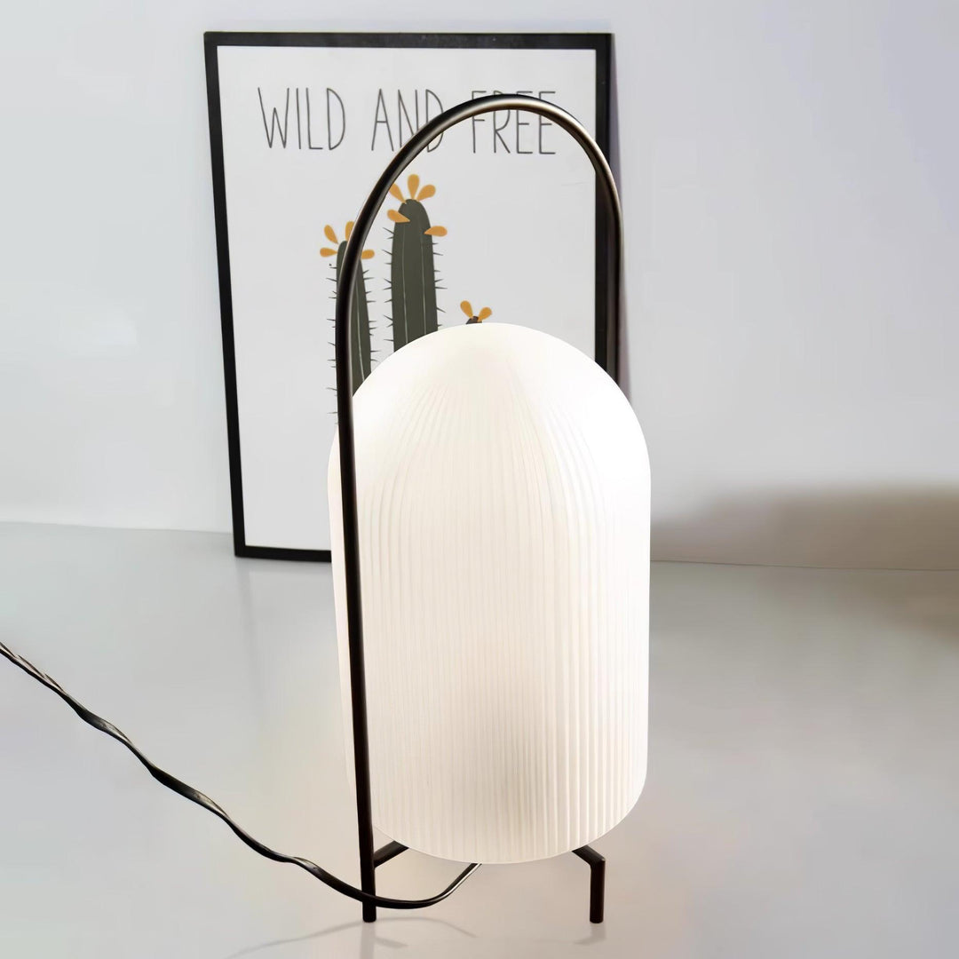 Ghost Table Lamp - Vakkerlight