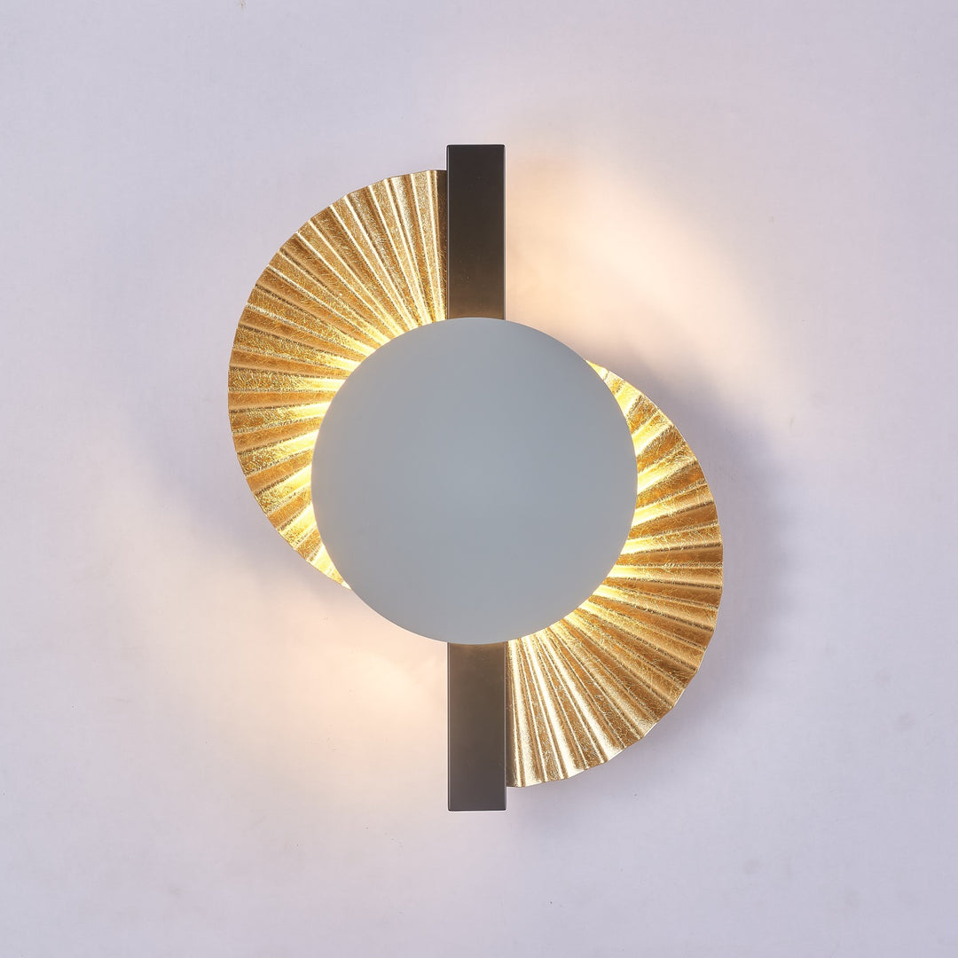 Gilded Fan Wall Lamp - Vakkerlight
