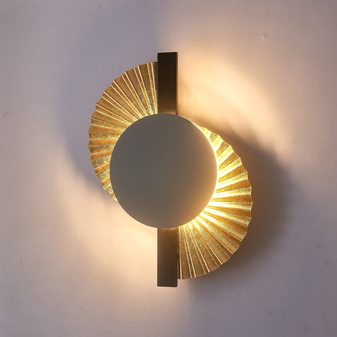 Gilded Fan Wall Lamp - Vakkerlight