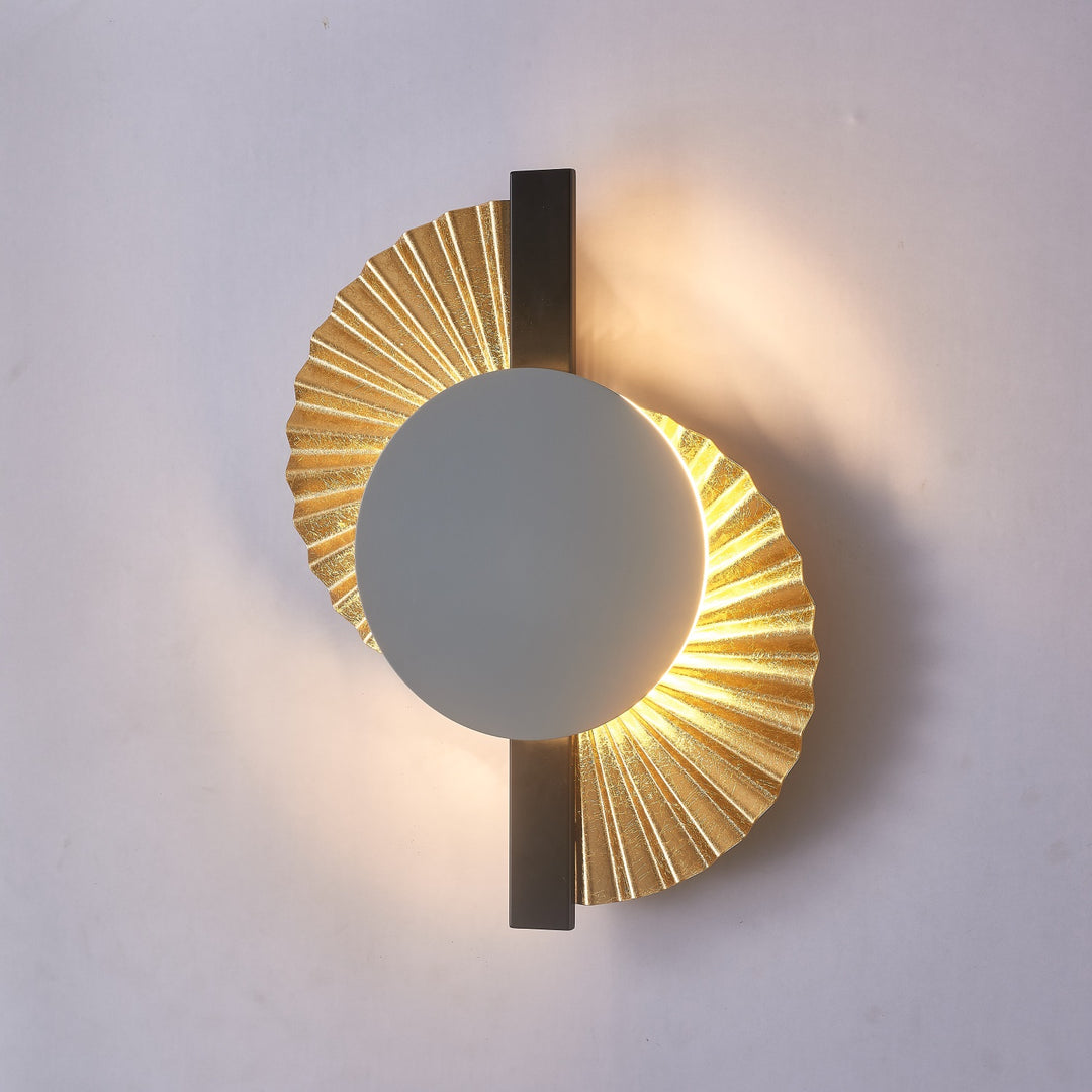 Gilded Fan Wall Lamp - Vakkerlight
