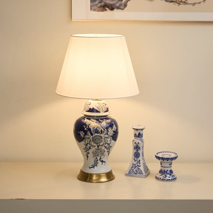 Gilt Accented Table Lamp - Vakkerlight