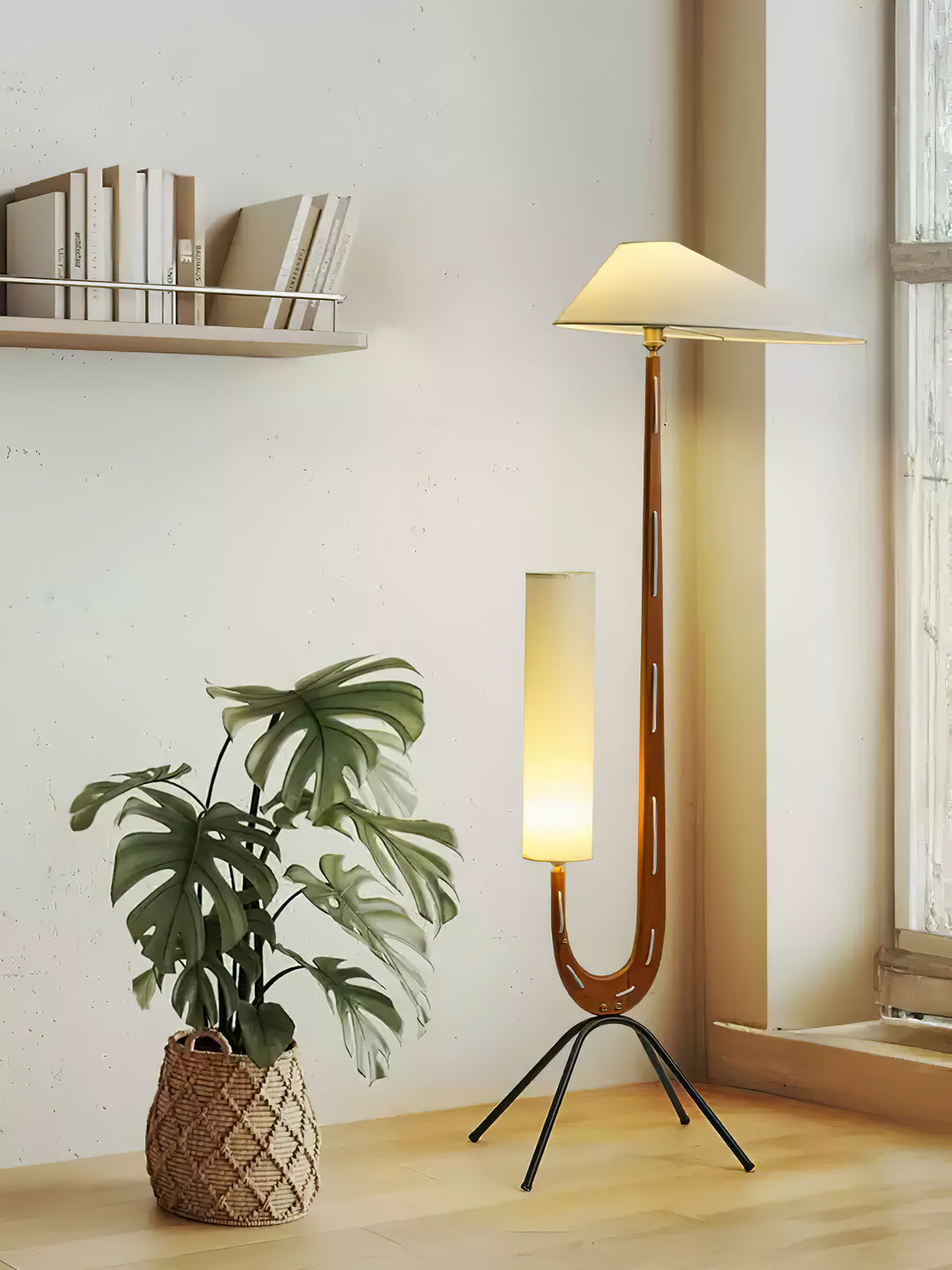 Giraffe Floor Lamp