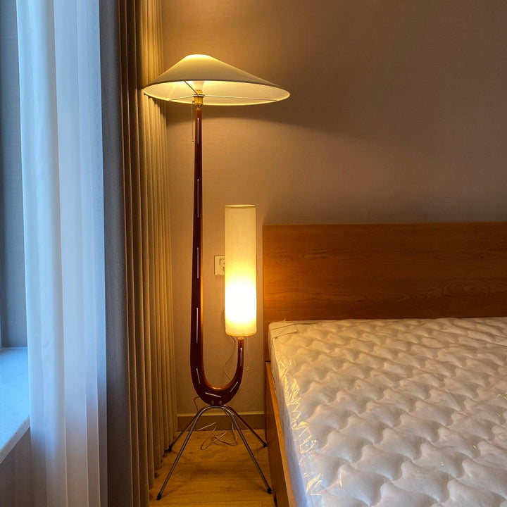 Giraffe Floor Lamp - Vakkerlight