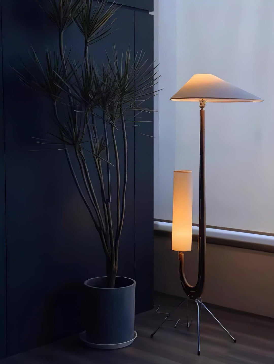 Giraffe Floor Lamp - Vakkerlight