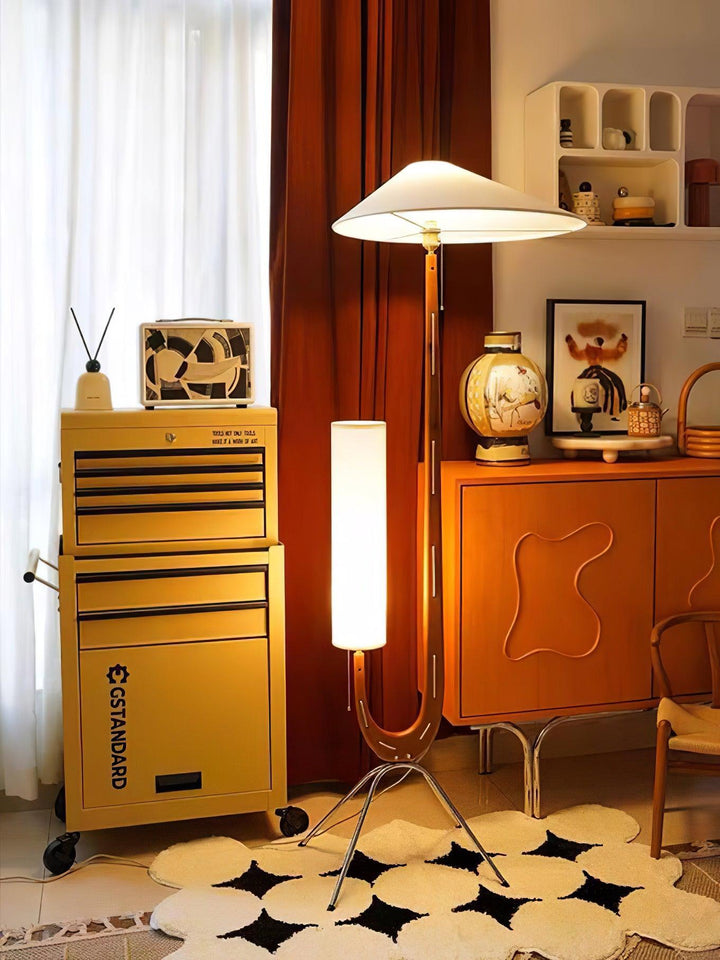 Giraffe Floor Lamp - Vakkerlight