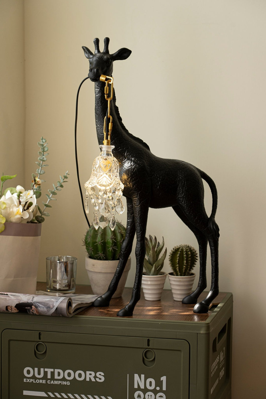 Giraffe Royale Sculpture Floor Lamp - Vakkerlight