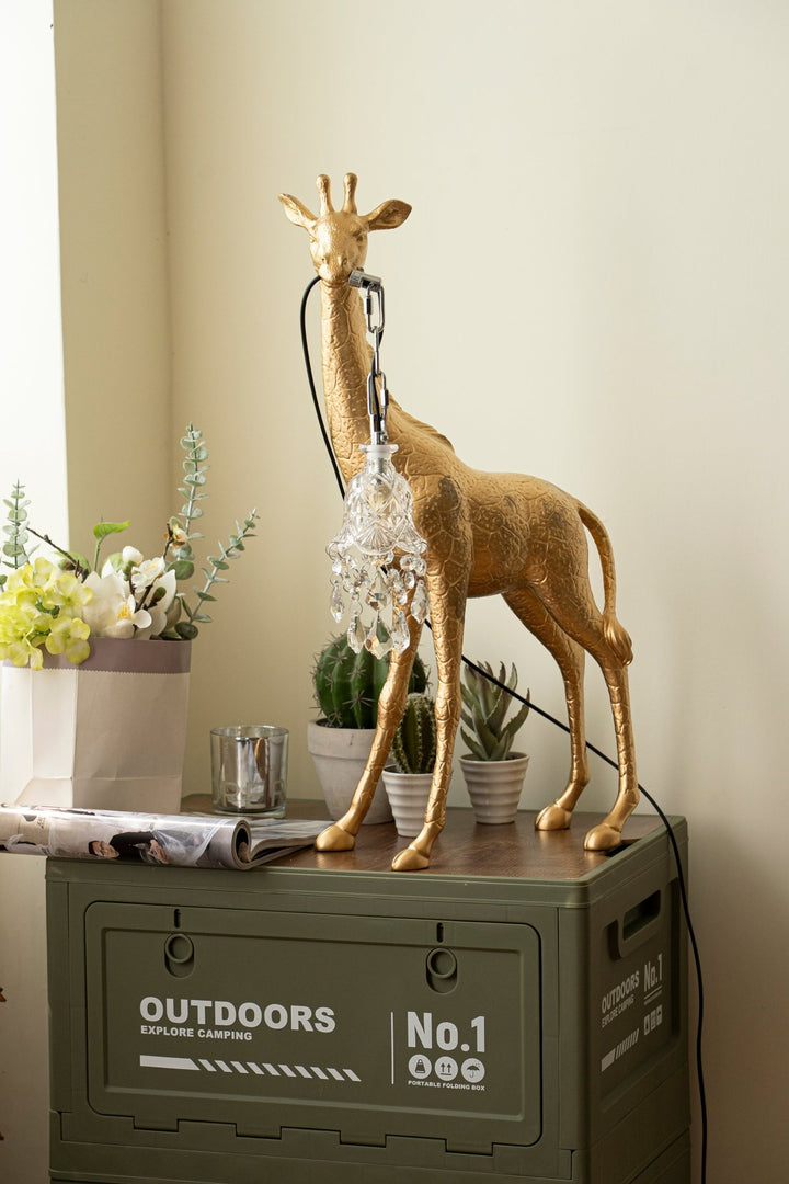 Giraffe Royale Sculpture Floor Lamp - Vakkerlight