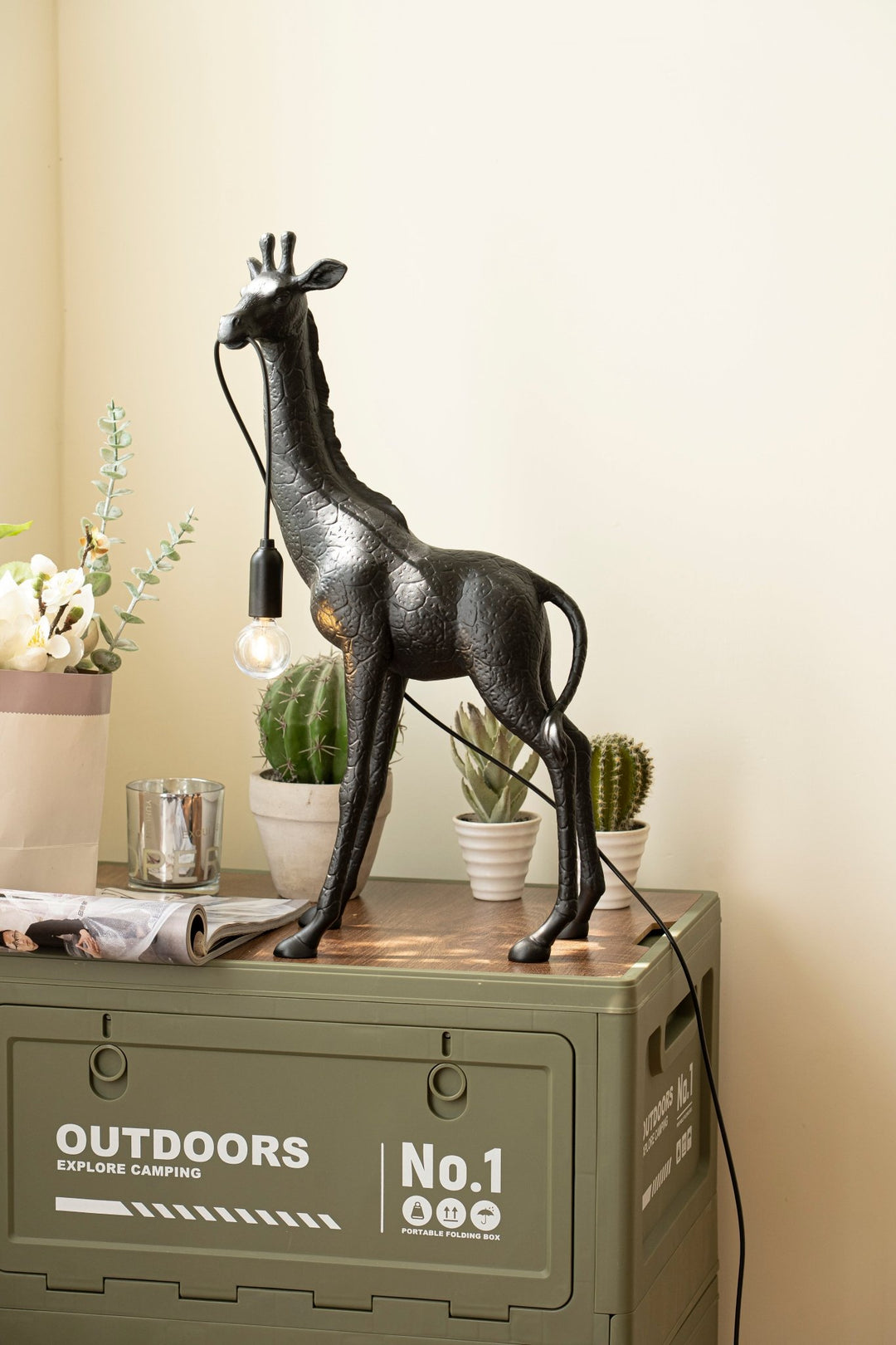 Giraffe Royale Sculpture Floor Lamp - Vakkerlight